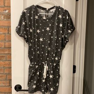 Size S Gray Cozy Romper with Stars Pattern & Tie cinched waist